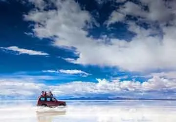 Crossing Uyuni Salar in Bolivia, along the Dakar 2014 route