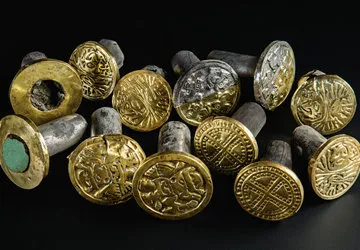 Golden ear ornaments were worn by Wari noble-women