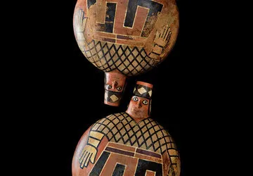 Painted pots of Wari lords from Castillo de Huarmey site
