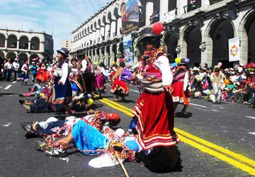 The Arequipa anniversary parade in the Plaza de Armas