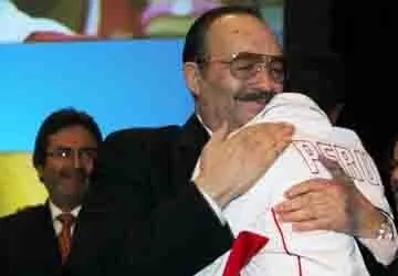 Peru's 14 year old taekwondo champion celebrates