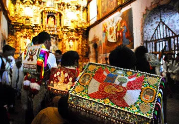 Ccoylloriti devotees at San Pedro Church in Andahuaylillas.