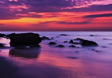 Evening falls at Los ÃƒÂ“rganos beach in northern Peru