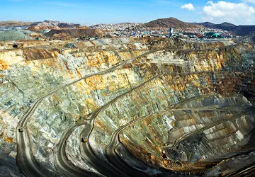 The open pit mine at Cerro de Pasco