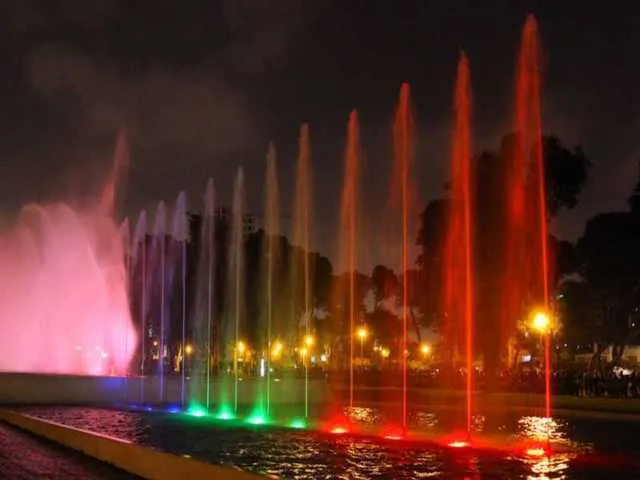 show parque de las aguas
