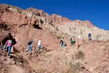 Caminantes por el cañon  de Cotahuasi