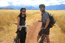 Couple biking to the Inca terraces of Moray Archeological Si