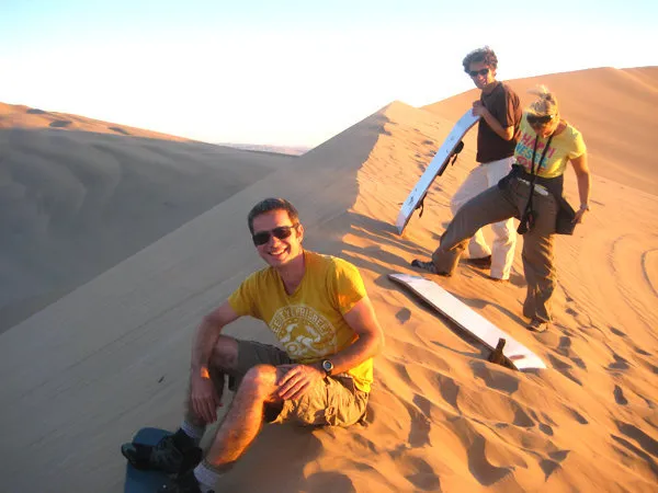 Sandboarding White Hill