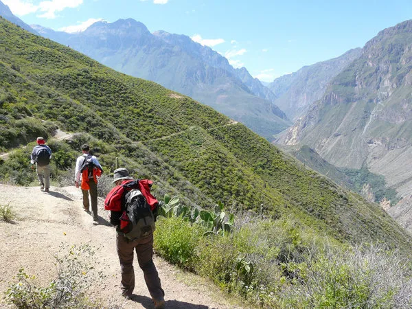 Llahuar and Fure Waterfalls