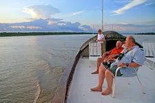 Viaje en barco por el río Amazonas