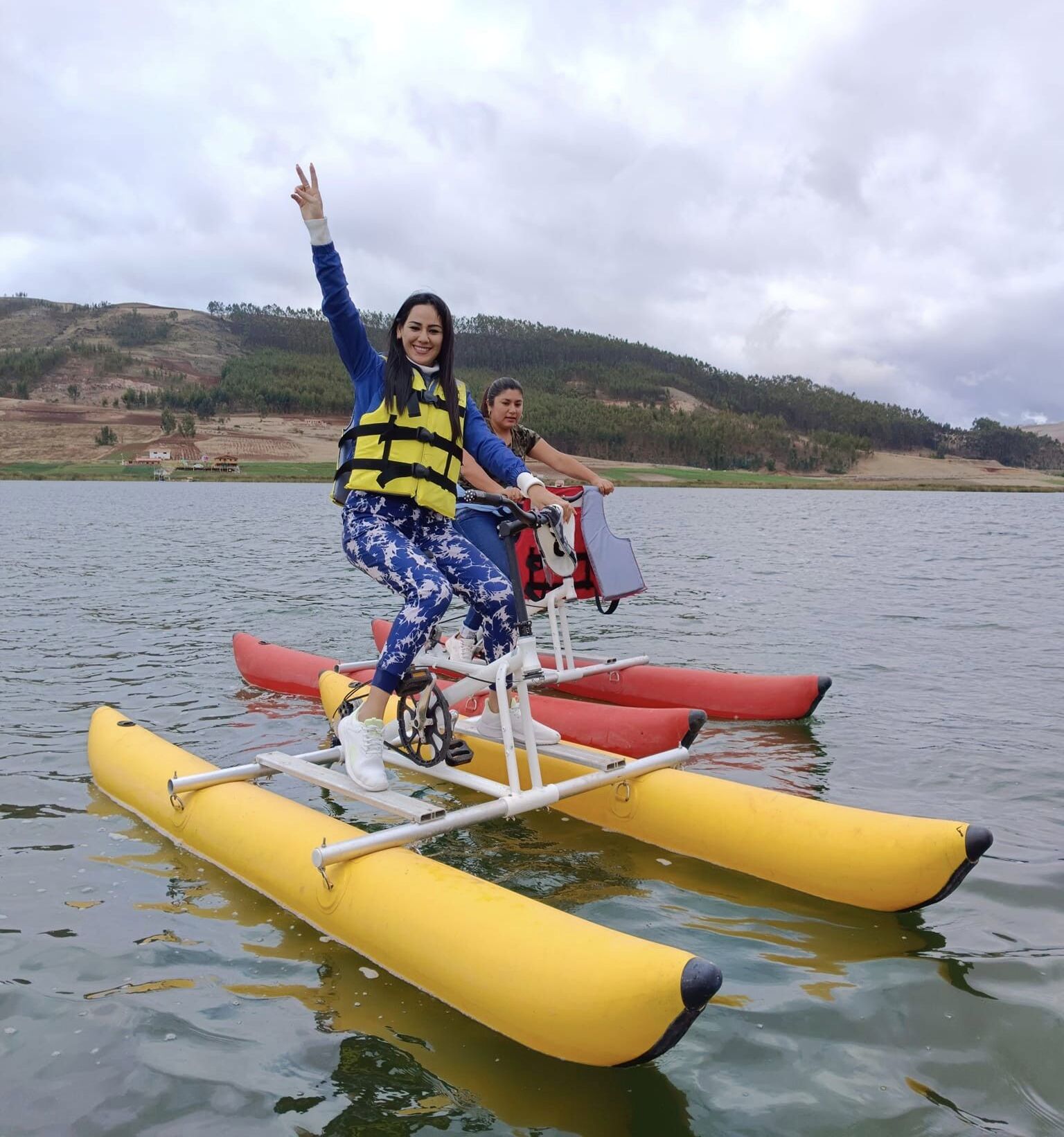 Water Bike y Cuatrimotos en la Laguna de Huaypo
